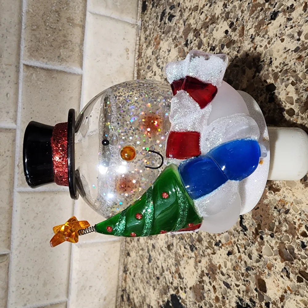 Festive Snowman Glass Plug In That Lights Up 3 1/2 Inches X 6 Inches